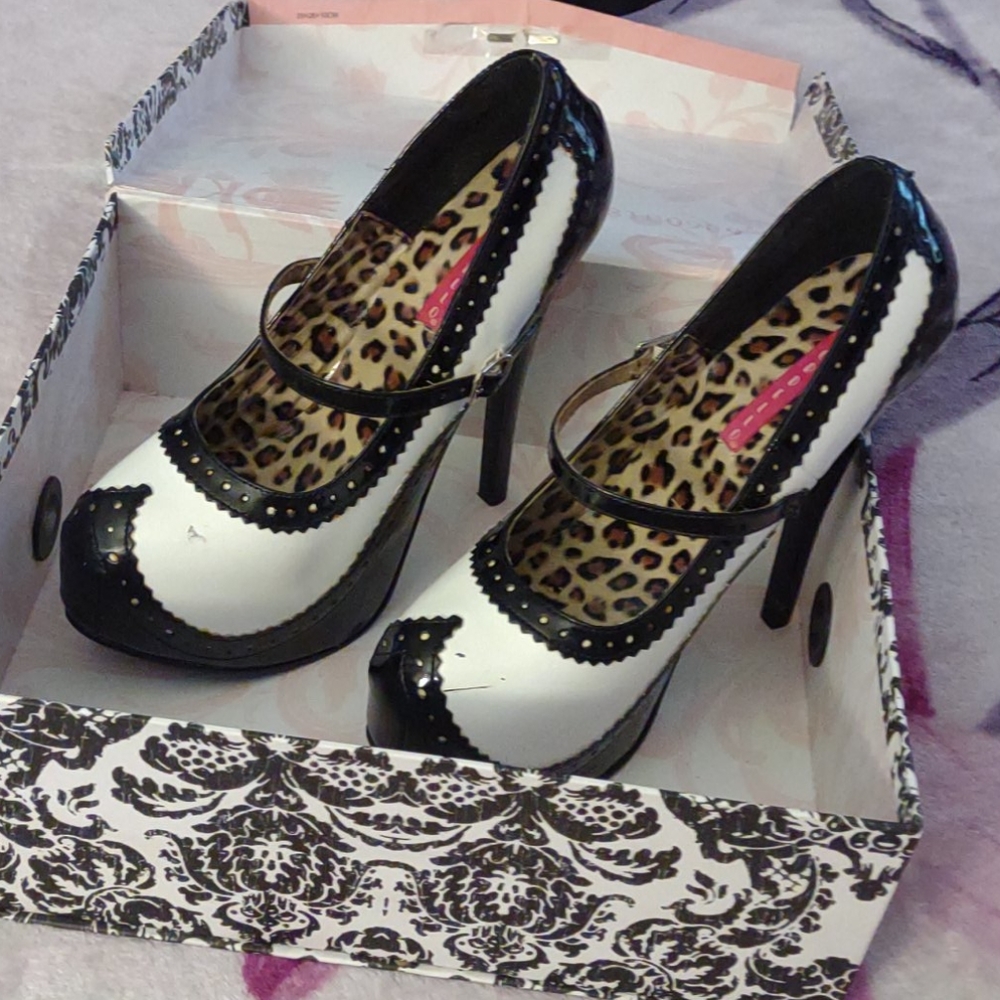 Bordello Needle staletos